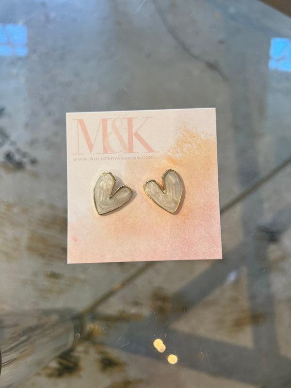 Mother of pearl heart stud