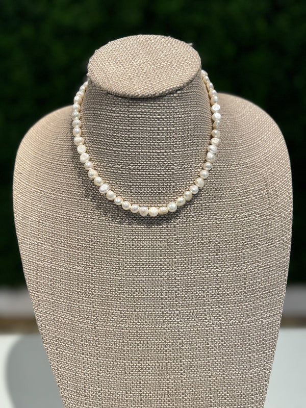 Freshwater pearl necklace