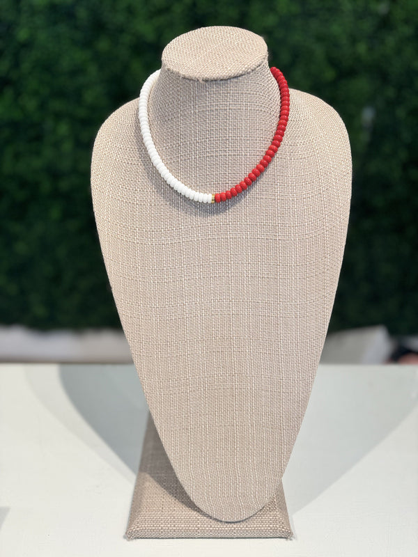 Red and white rondelle necklace